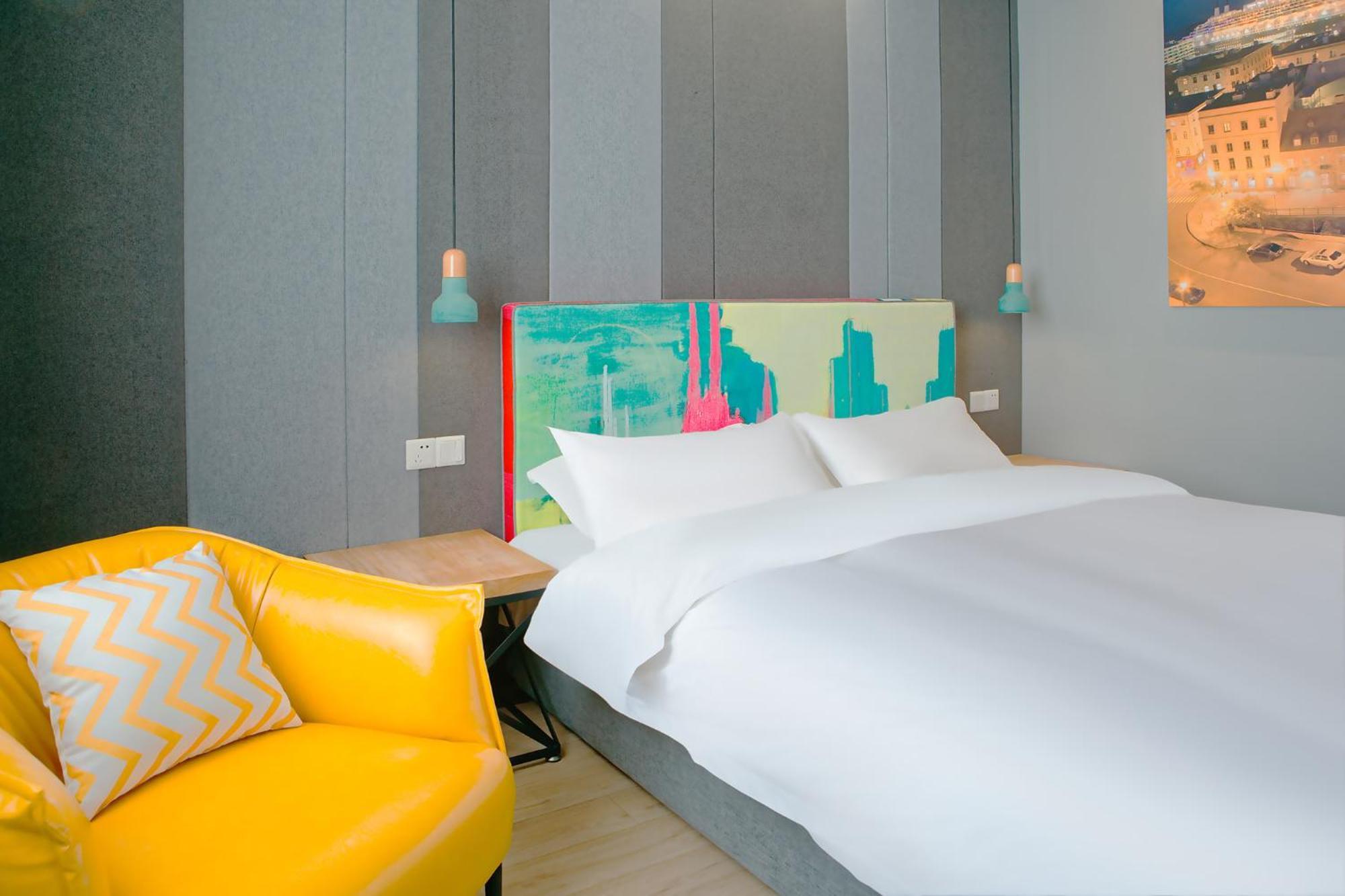The Cloudland International Youth Hostel Close To The City Center,10 Min Walks To The Subway, Close To The Night Market, Old Street, Green Lake, English-Speaking Service, Free Activity Convenient Payment And Visa Cards Are Accepted Kunming Exterior foto
