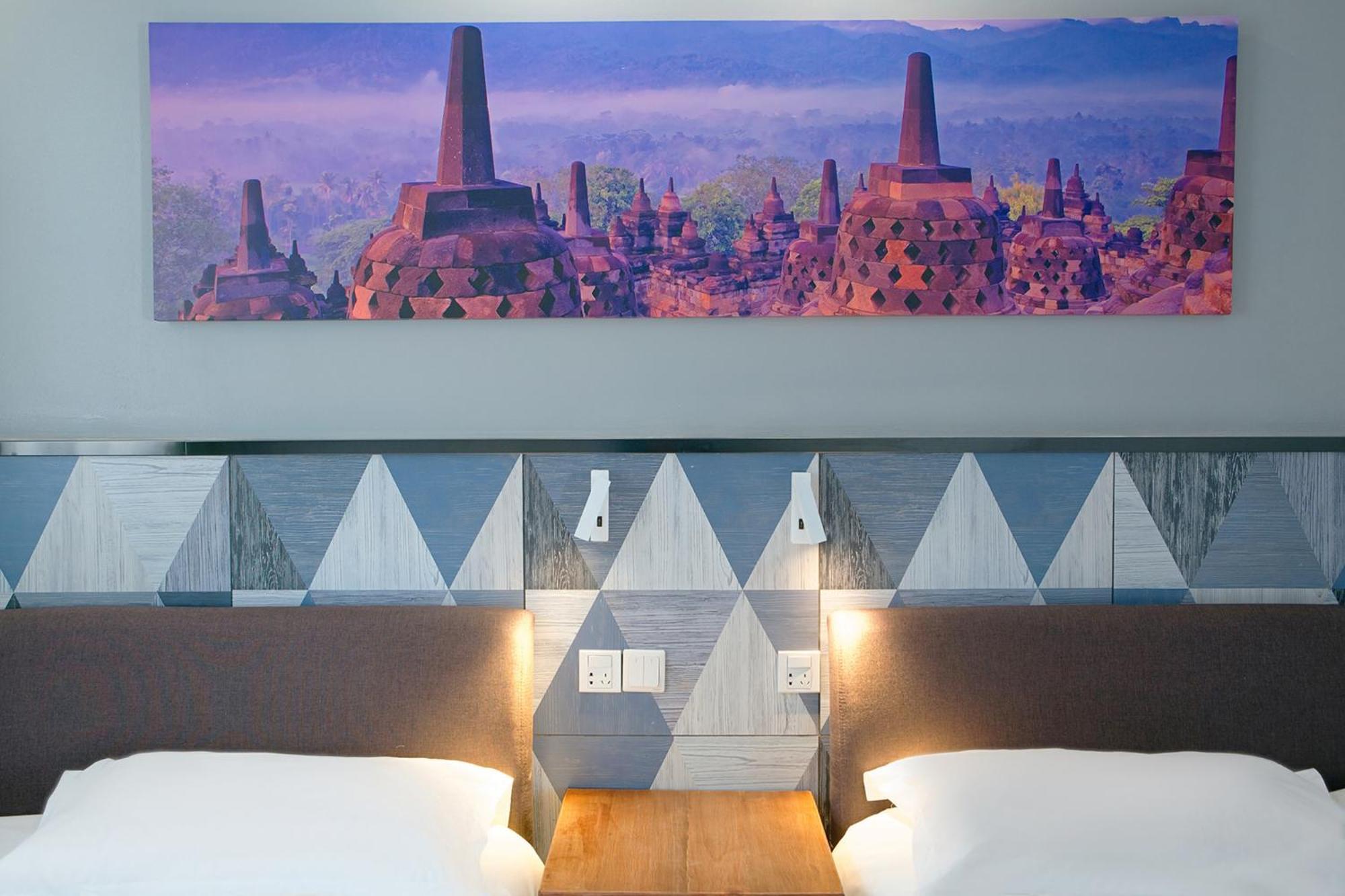 The Cloudland International Youth Hostel Close To The City Center,10 Min Walks To The Subway, Close To The Night Market, Old Street, Green Lake, English-Speaking Service, Free Activity Convenient Payment And Visa Cards Are Accepted Kunming Exterior foto