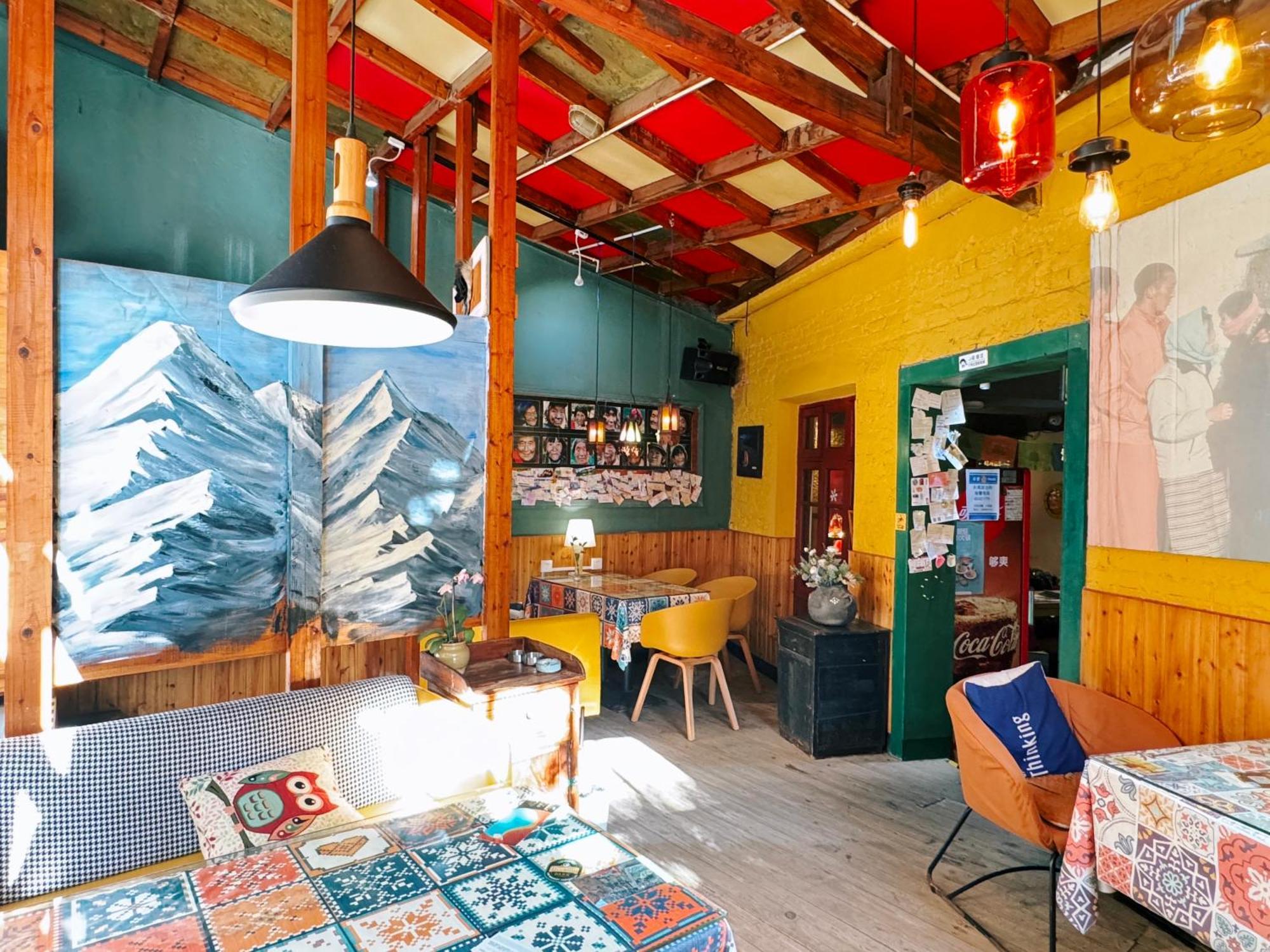 The Cloudland International Youth Hostel Close To The City Center,10 Min Walks To The Subway, Close To The Night Market, Old Street, Green Lake, English-Speaking Service, Free Activity Convenient Payment And Visa Cards Are Accepted Kunming Exterior foto